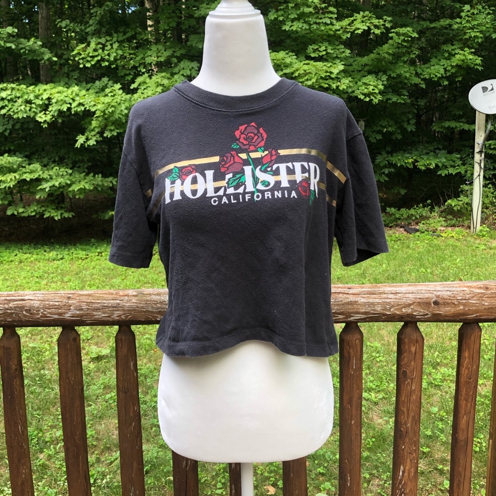 Hollister Cropped Shirt